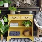 zlatožltá kriedová farba do interiéru frenchic hot as mustard