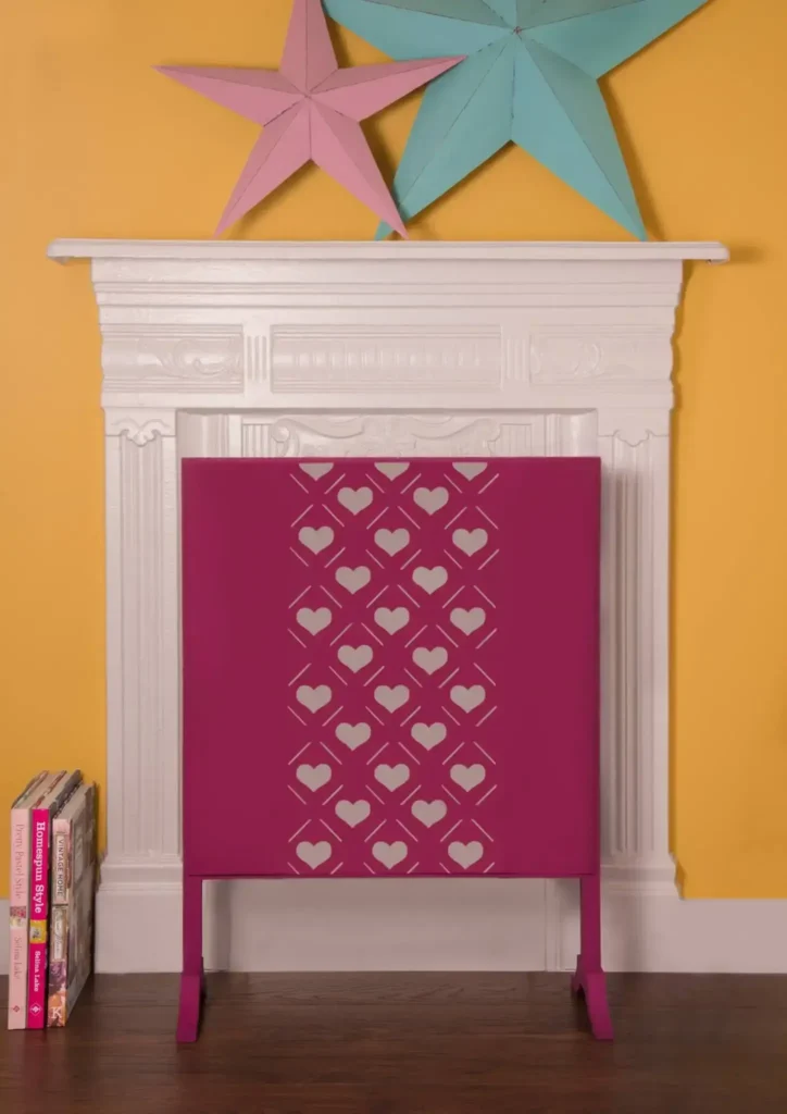 Interiérový nábytok namaľovaný pomocou kriedovej farby Plum Pudding - Dubu.sk - Frenchic Slovensko