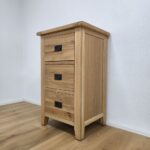 masívna dubová skrinka do obývačky