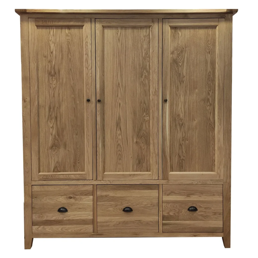 Masívna šatníková skriňa z dubu - Dubu.sk - nábytok z masívu