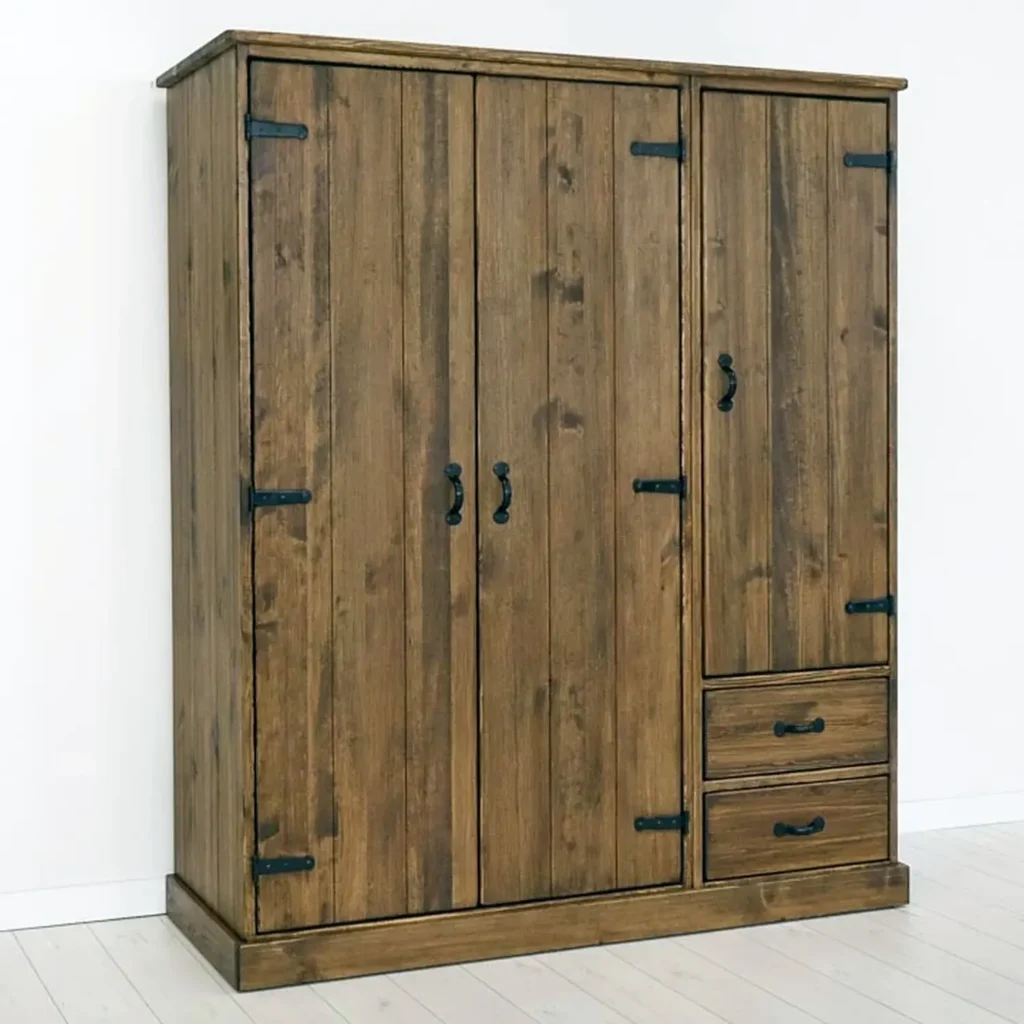 lacny borovicovy satnik