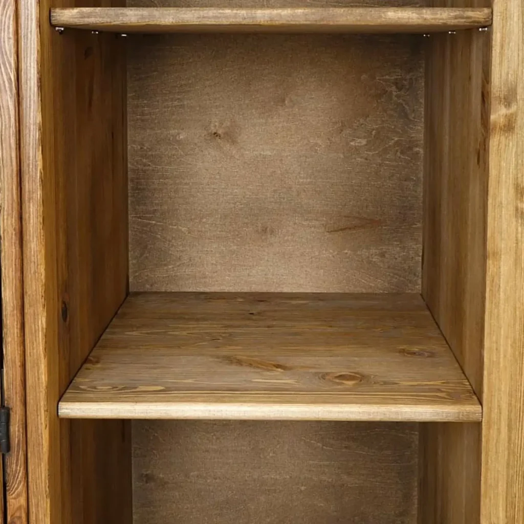 policky do skrine na saty