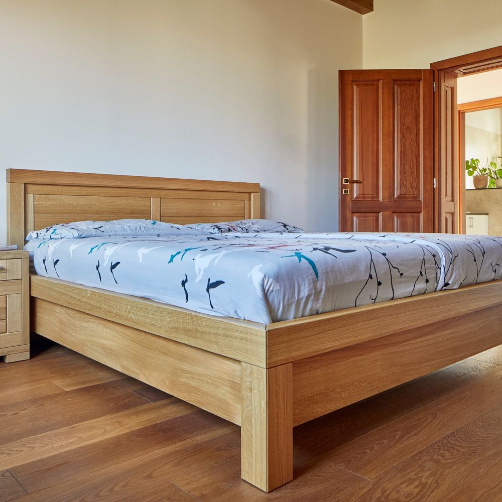 kvalitné dubové postele manzelske s rostom