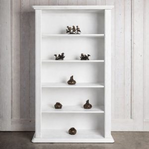 biele kniznice z masivu