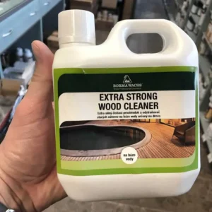 čistiaci prostriedok na drevo v exteriéri Extra Strong Wood Cleaner 1liter