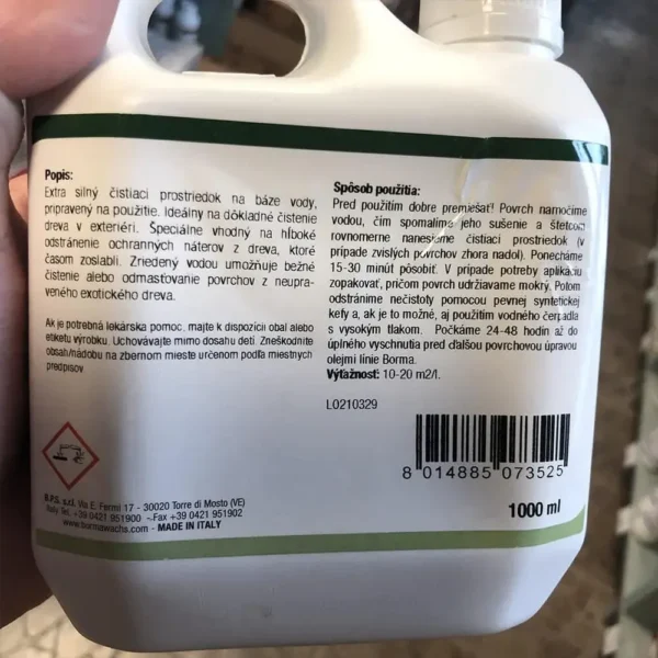 čistiaci prostriedok na drevo v exteriéri Extra Strong Wood Cleaner - návod