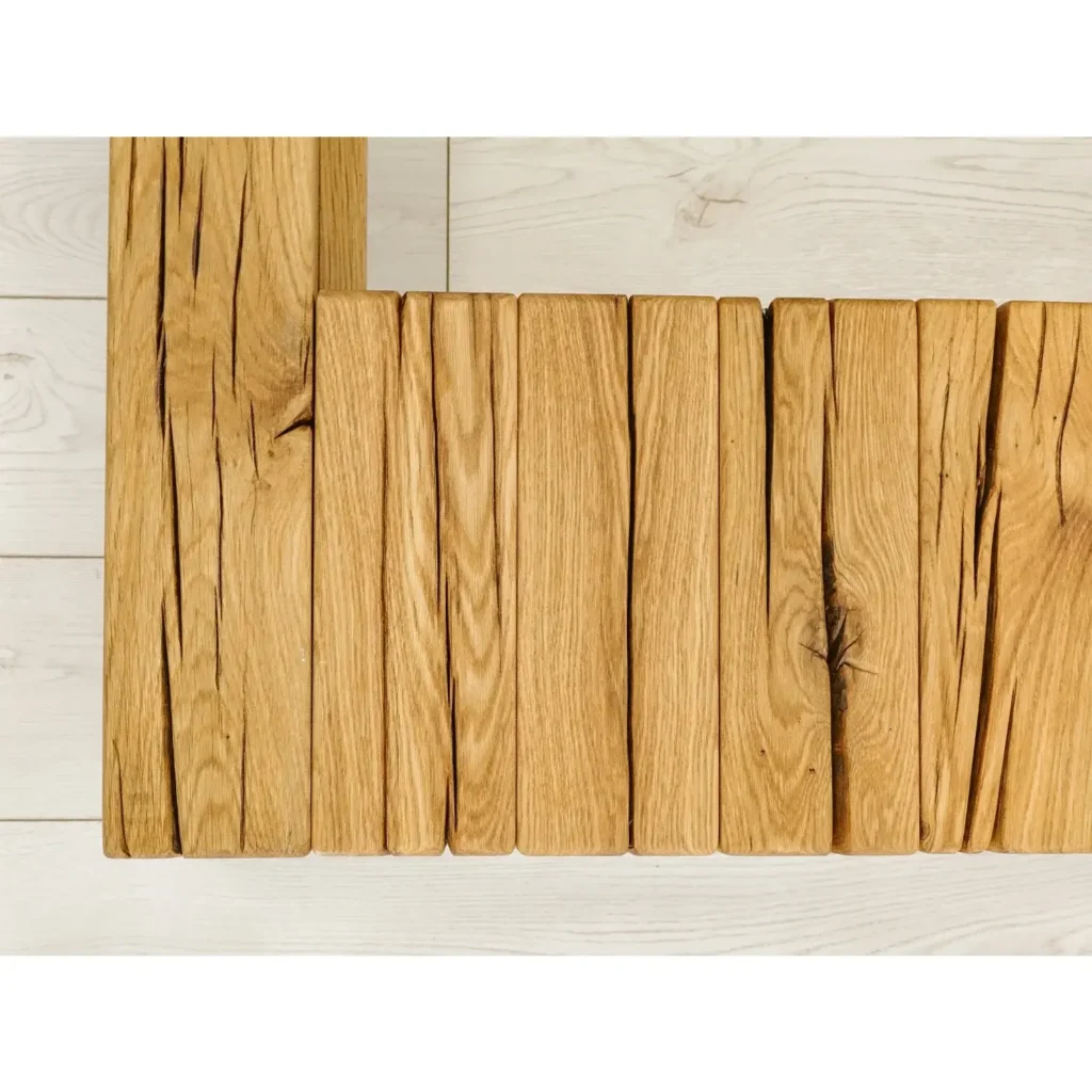 dubove tramy popraskane