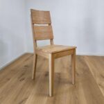 masívna kuchynská stolička