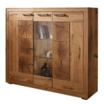 Drevený sekretár z masívu