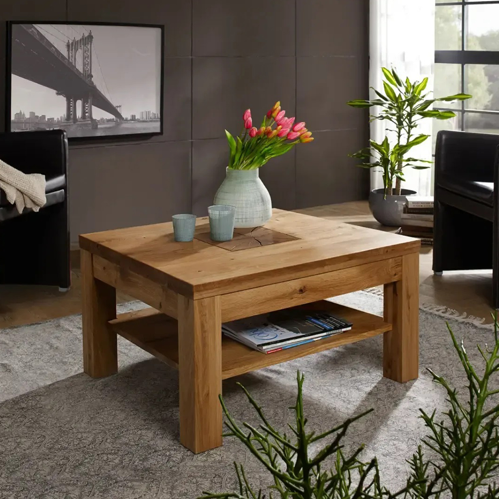 Konferenčný stolík z masívu