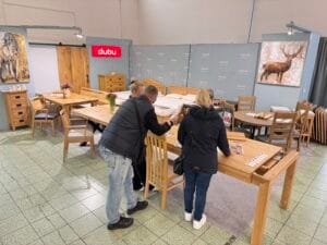 masivny nabytok stoly na vystave v Nitre 2025