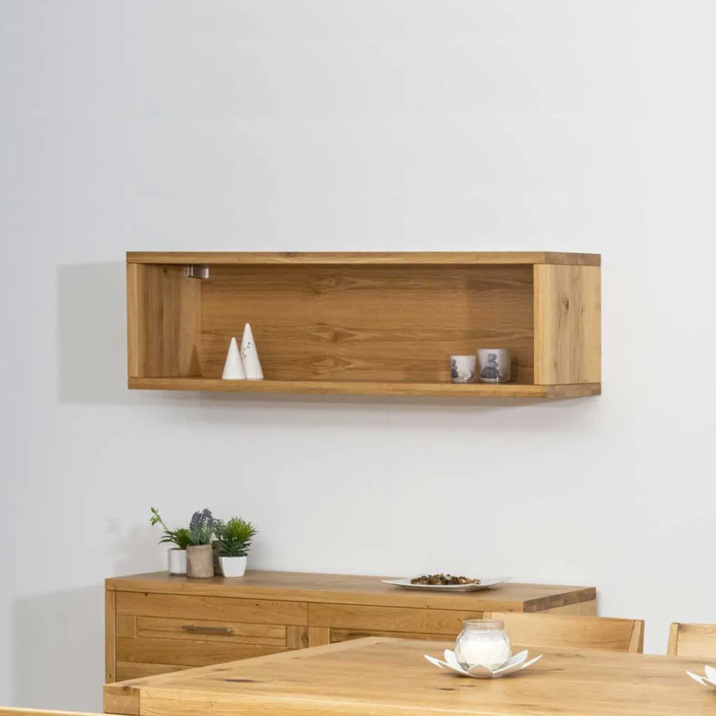 masívna skrinková polica na stenu