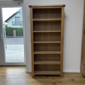 lacne drevene vitriny dub