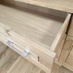 dubová zásuvka kovania Blum masív