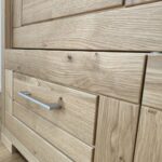 skriňa na oblečenie masiv