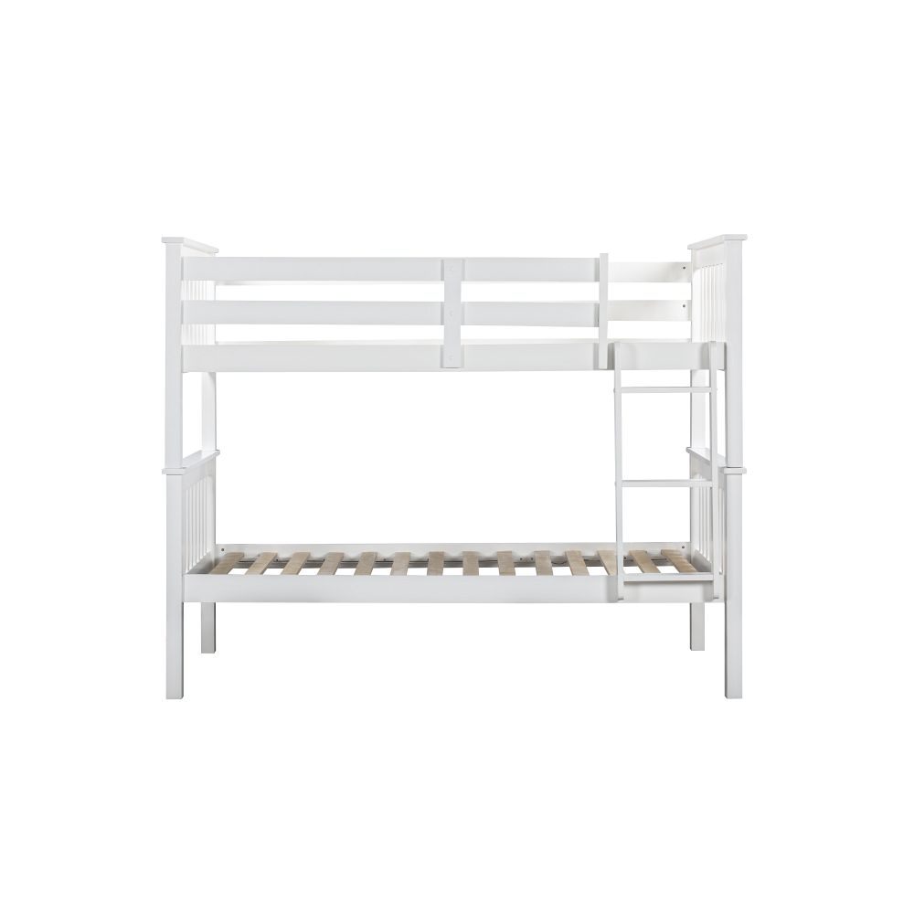 dvojposchodová drevená postel