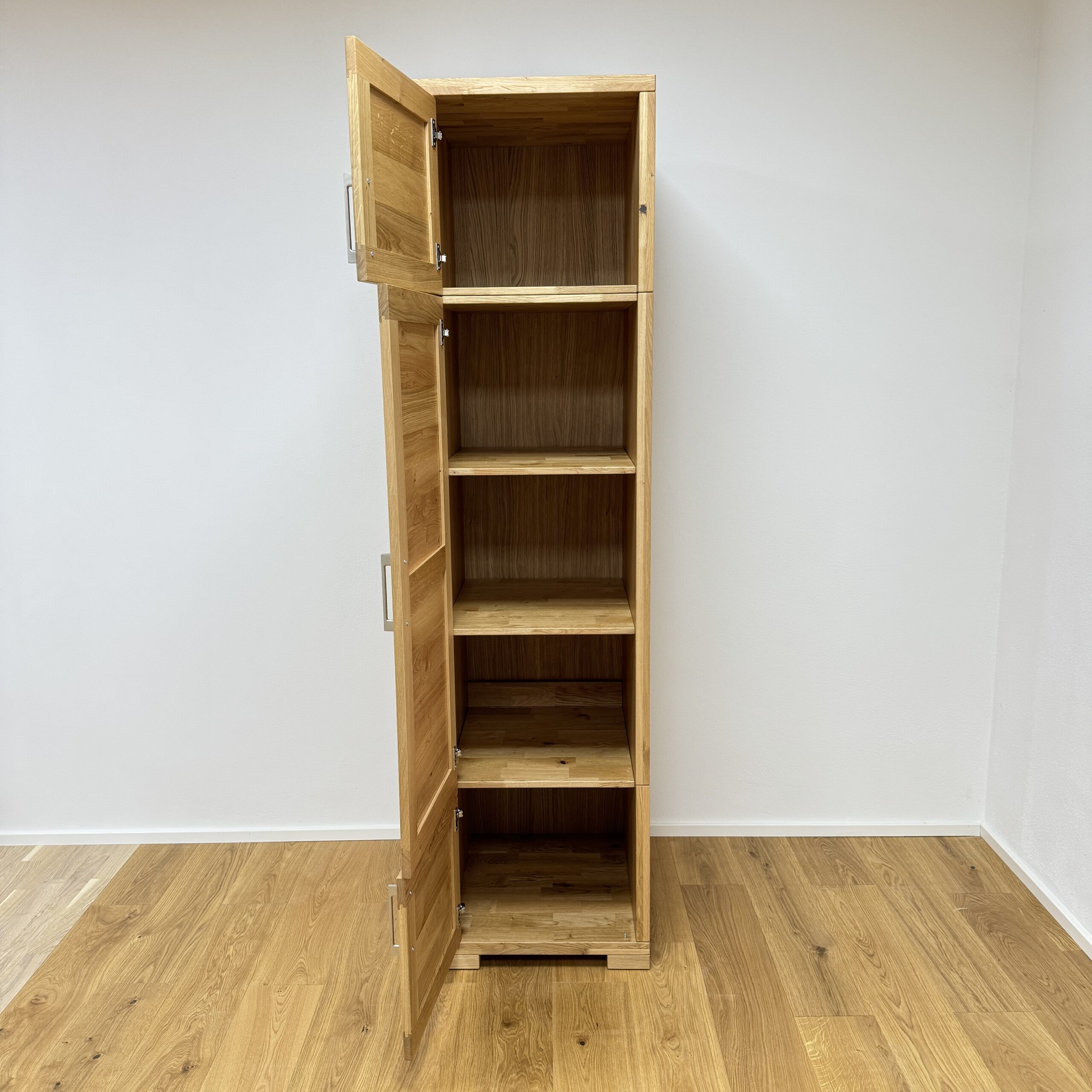 IN01-05-14--03 skriňa drevo policová skriňa