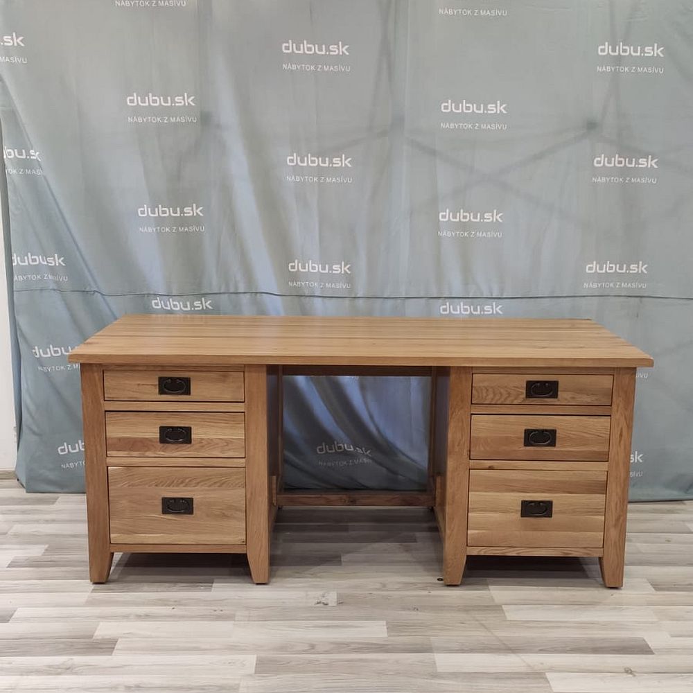 pisaci stol s uloznym priestorom dreveny