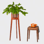 Masívny stojan na kvety