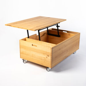 Multifunkčný konferenčný stolík z masívu