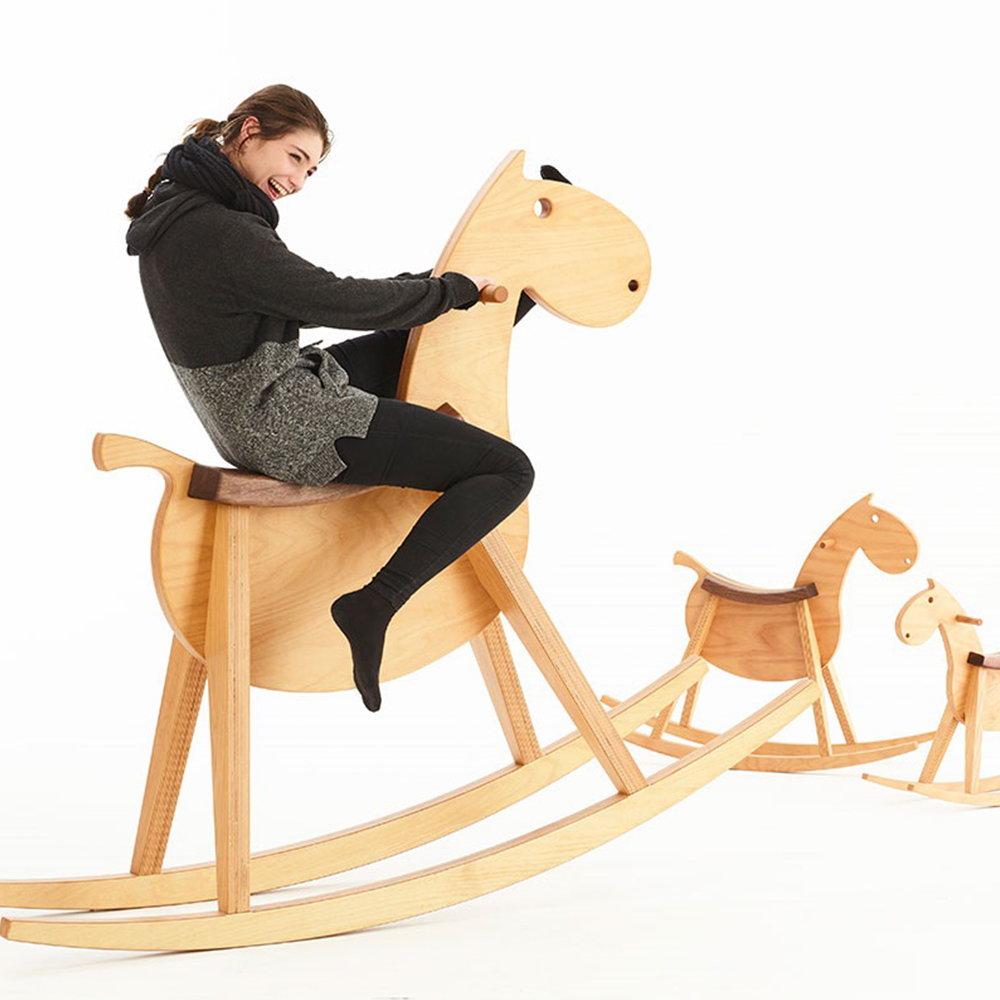 8950000-PARIPA-bigkid Drevený masívny húpací kôň