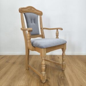 calunene stolicky do jedalne