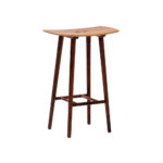 Drevená barová taburetka