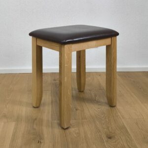 taburetka s čalúnením