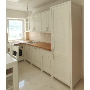 biela kuchynska linka z masivu