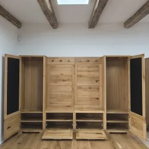 Zostava nábytku do predsiene z dubu