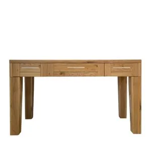 drevené písacie stoly so zásuvkami