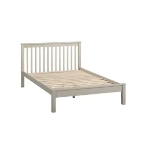 béžová masivna postel 140x200