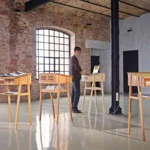 vysoké stolíky na prejav a prednášanie