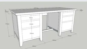 drevený pracovný stôl