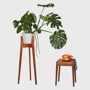 Stojan na kvety z masívneho dreva