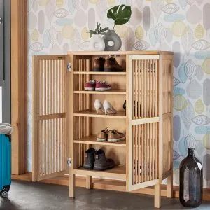 Drevený botník z masívu