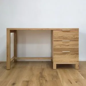 pracovný stôl do izby